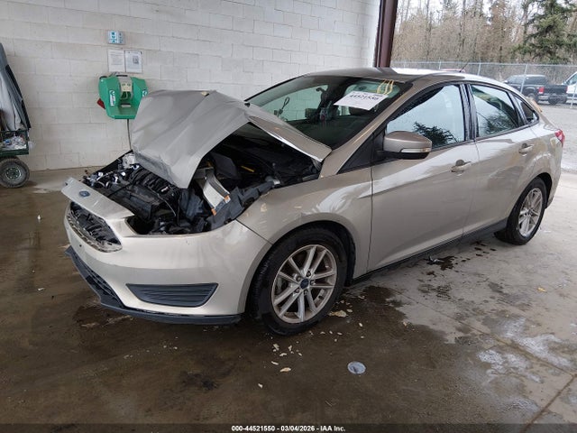 Ford FOCUS SE 2015 1FADP3F23FL231530 Image 2