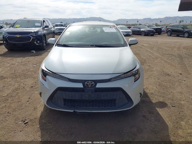 JTDEPRAE3LJ031953 Toyota COROLLA LE