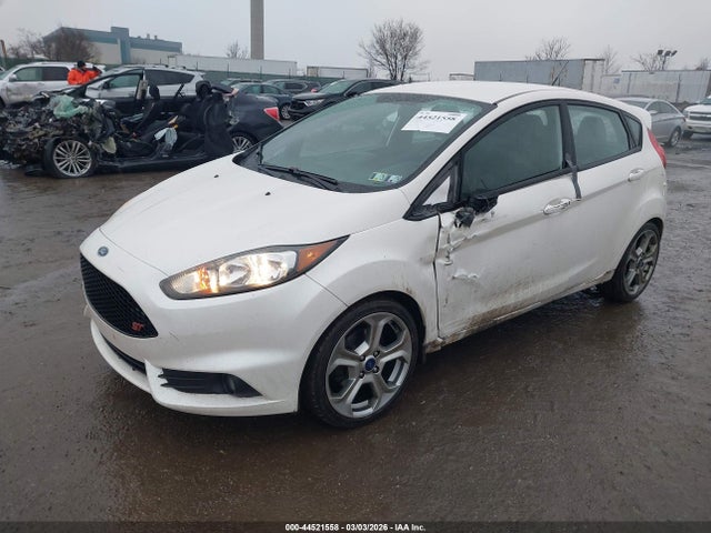 3FADP4GX3HM131445 Ford FIESTA ST