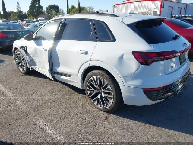 Aukcja sprzedaży 2024 Audi Q8 E-tron Prestige Quattro, vin: WA16AAGE3RB052216, numer aukcji: 44521561