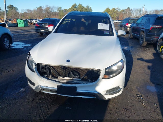 Продажа на аукционе авто 2018 Mercedes-benz Glc 300 4matic, vin: WDC0G4KB2JV032657, номер лота: 44521578