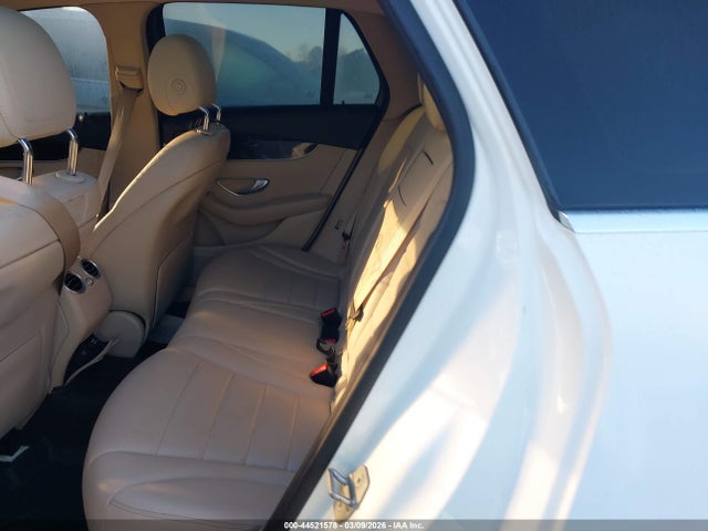 Продажа на аукционе авто 2018 Mercedes-benz Glc 300 4matic, vin: WDC0G4KB2JV032657, номер лота: 44521578