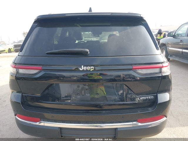 1C4RJGBG9N8568151 Jeep Grand Cherokee Limited 4x2