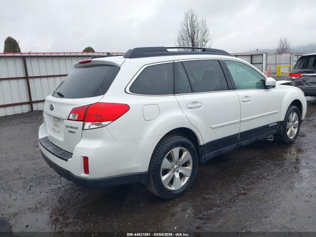 44521591 :رقم المزاد ، 4S4BRDKC3C2279803 vin ، 2012 Subaru Outback 3.6r Limited مزاد بيع