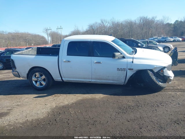 44521601 :رقم المزاد ، 3C6RR7LTXGG240049 vin ، 2016 Ram 1500 Big Horn مزاد بيع