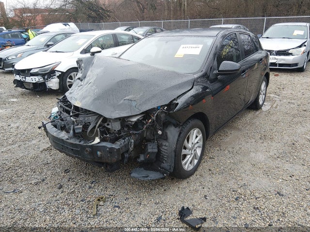 44521609 :رقم المزاد ، JM1BL1L88C1580572 vin ، 2012 Mazda Mazda3 I Touring مزاد بيع