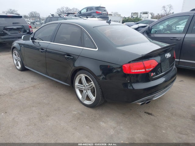 2010 AUDI S4 WAUBGAFL4AA143568 Photo 2