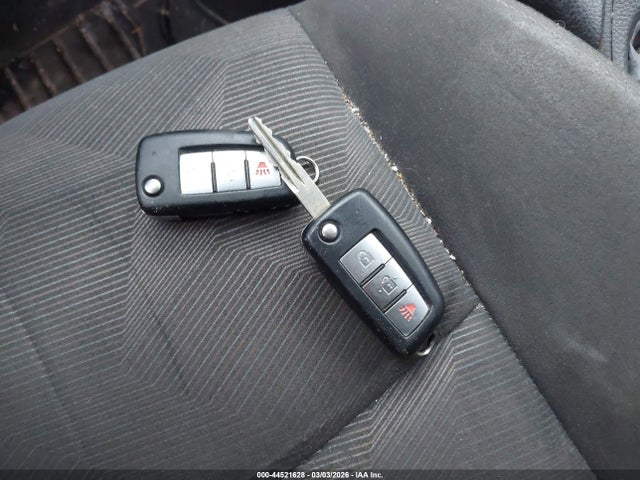 Nissan ROGUE S 2016 KNMAT2MV9GP734991 Image 11