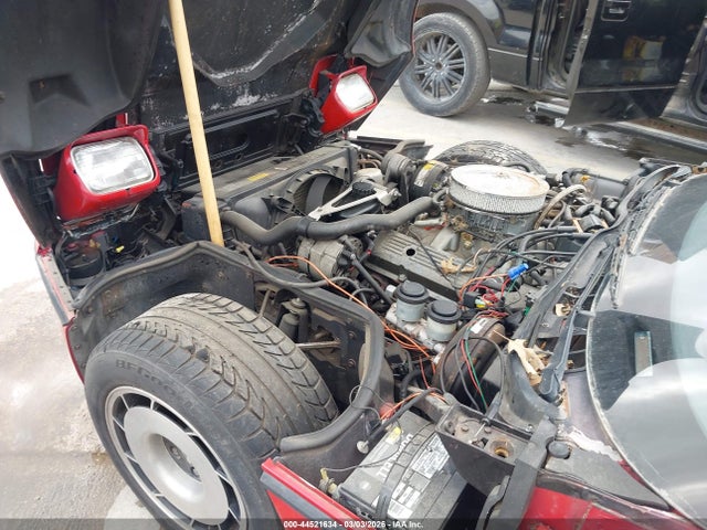 44521634 :رقم المزاد ، 1G1AY0782E5142541 vin ، 1984 Chevrolet Corvette مزاد بيع