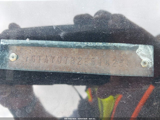 44521634 :رقم المزاد ، 1G1AY0782E5142541 vin ، 1984 Chevrolet Corvette مزاد بيع