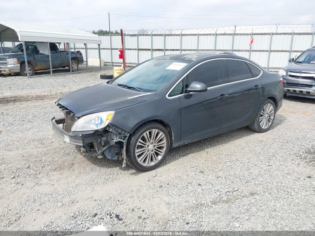 44521643 :رقم المزاد ، 1G4PP5SK3F4206688 vin ، 2015 Buick Verano مزاد بيع