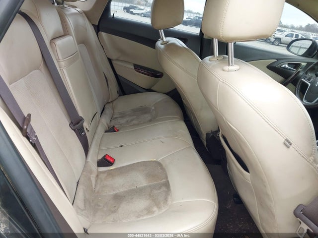 44521643 :رقم المزاد ، 1G4PP5SK3F4206688 vin ، 2015 Buick Verano مزاد بيع