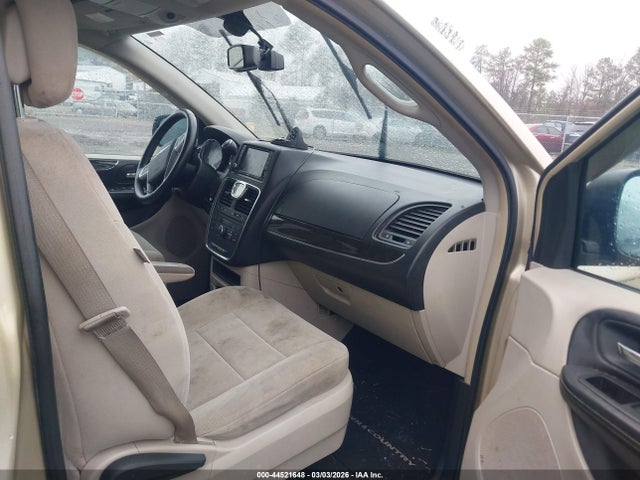 2011 CHRYSLER TOWN & COUNTRY 2A4RR5DG2BR665051 Photo 4