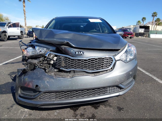 KNAFX4A60G5612094 KIA FORTE LX