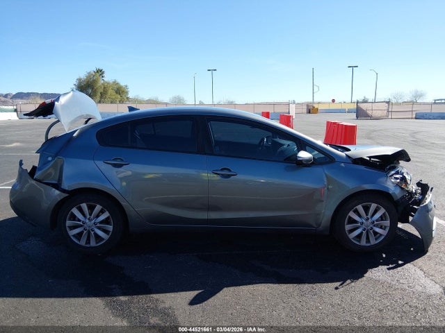 KNAFX4A60G5612094 KIA FORTE LX