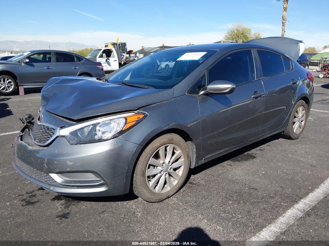 KNAFX4A60G5612094 KIA FORTE LX