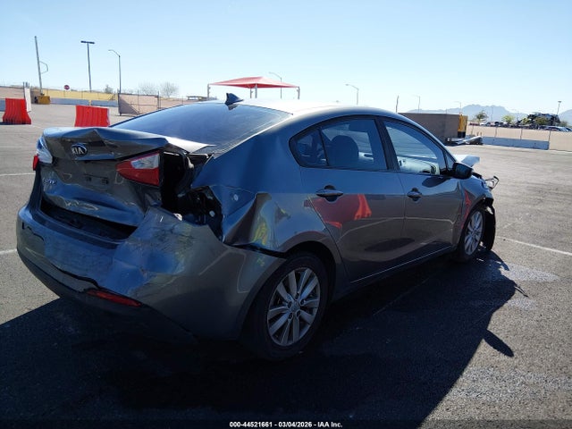 KNAFX4A60G5612094 KIA FORTE LX