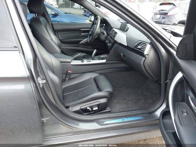 BMW 328d Xdrive 2018 WBA8F1C5XJAE97505 Image 5