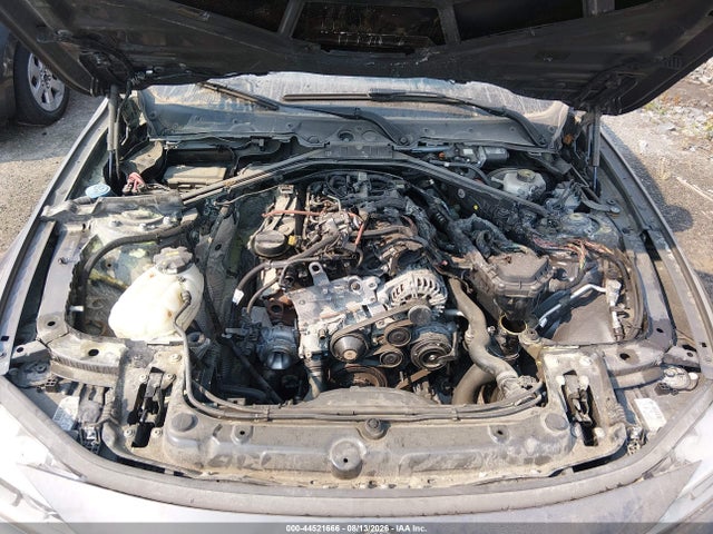 BMW 328d Xdrive 2018 WBA8F1C5XJAE97505 Image 6