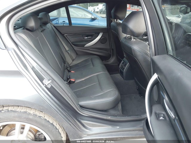 BMW 328d Xdrive 2018 WBA8F1C5XJAE97505 Image 8