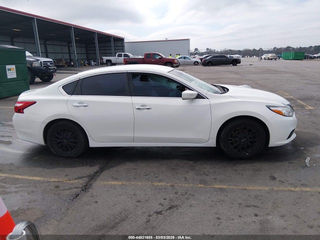 Aukcja sprzedaży 2017 Nissan Altima 2.5 S, vin: 1N4AL3AP1HC194398, numer aukcji: 44521685
