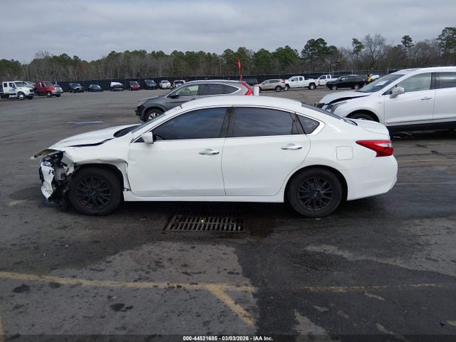 Aukcja sprzedaży 2017 Nissan Altima 2.5 S, vin: 1N4AL3AP1HC194398, numer aukcji: 44521685