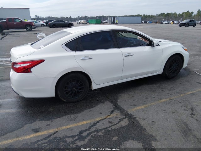 Aukcja sprzedaży 2017 Nissan Altima 2.5 S, vin: 1N4AL3AP1HC194398, numer aukcji: 44521685