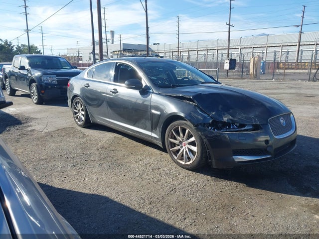 2014 JAGUAR XF SAJWA0ES7EPU16287