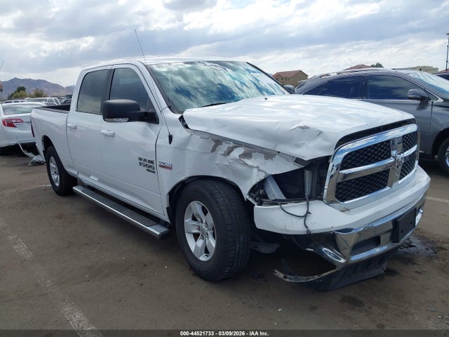1C6RR6TT5LS135125 RAM 1500 Classic Slt 4x2 6&#039;4 Box