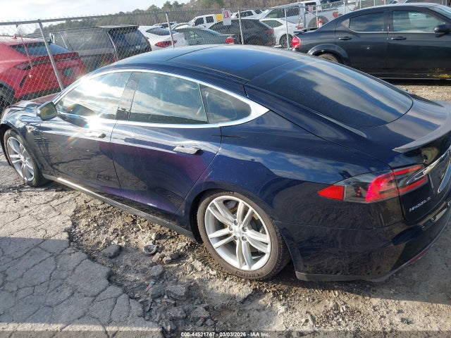 44521747 :رقم المزاد ، 5YJSA1DP5DFP07668 vin ، 2013 Tesla Model S Performance مزاد بيع