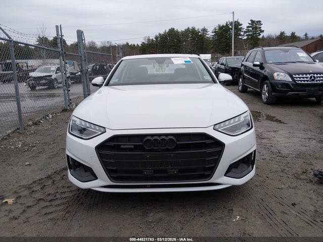 Продаж на аукціоні авто 2022 Audi A4 Premium Plus 40 Tfsi Quattro S Tronic, vin: WAUBBAF42NN000740, номер лоту: 44521783