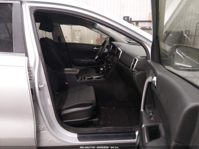 Продажа на аукционе авто 2020 Kia Sportage Lx, vin: KNDPMCAC3L7794615, номер лота: 44521785