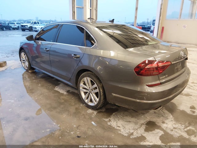 44521789 :رقم المزاد ، 1VWBA7A3XJC008417 vin ، 2018 Volkswagen Passat 2.0t Se مزاد بيع
