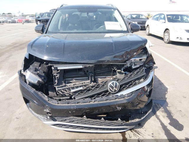 44521801 :رقم المزاد ، 3VVTX7B25NM018435 vin ، 2022 Volkswagen Taos 1.5t Se مزاد بيع
