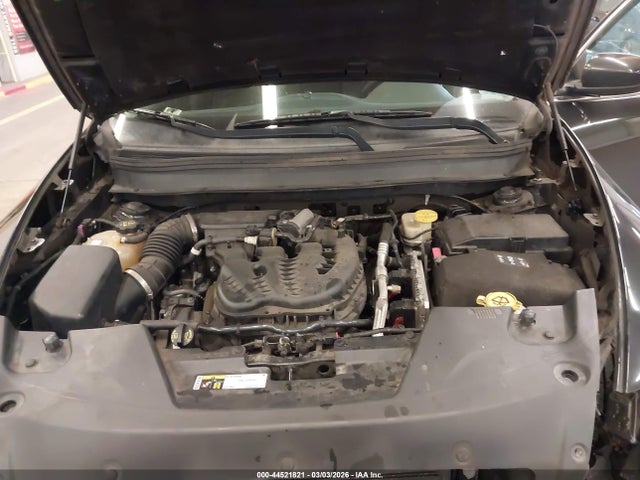1C4PJLCS8FW553527 Jeep Cherokee Latitude