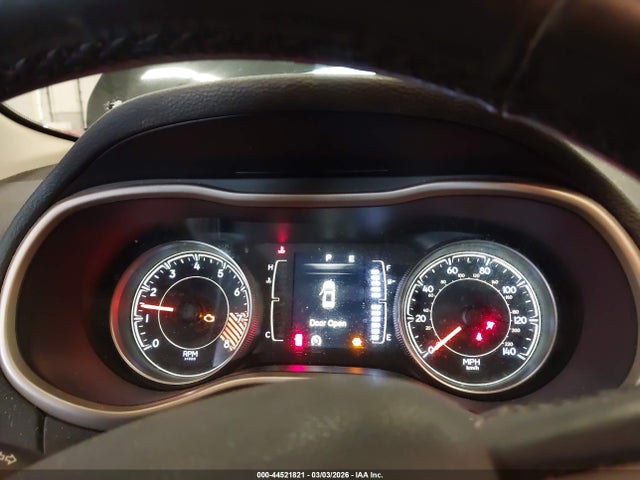 1C4PJLCS8FW553527 Jeep Cherokee Latitude