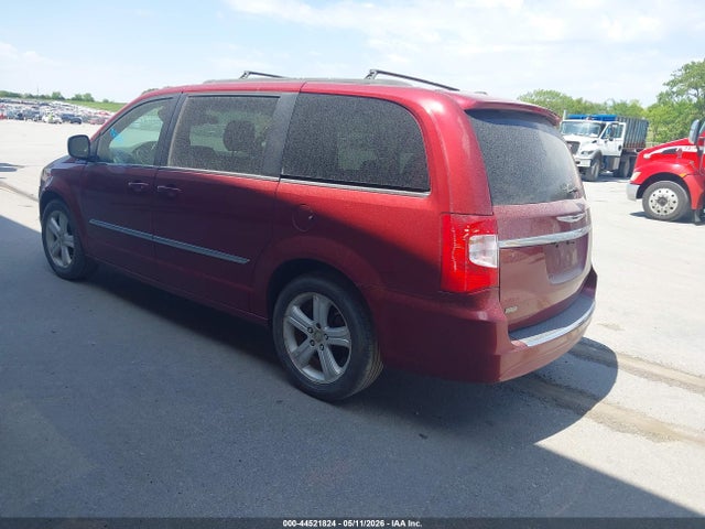 44521824 :رقم المزاد ، 2C4RC1BG5GR252941 vin ، 2016 Chrysler Town & Country Touring مزاد بيع