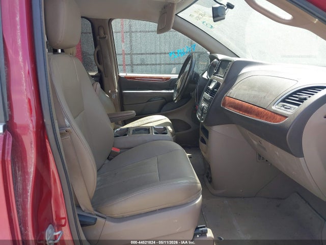 44521824 :رقم المزاد ، 2C4RC1BG5GR252941 vin ، 2016 Chrysler Town & Country Touring مزاد بيع
