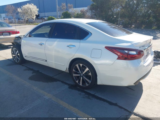 Продаж на аукціоні авто 2017 Nissan Altima 2.5 Sr, vin: 1N4AL3AP8HC115230, номер лоту: 44521867