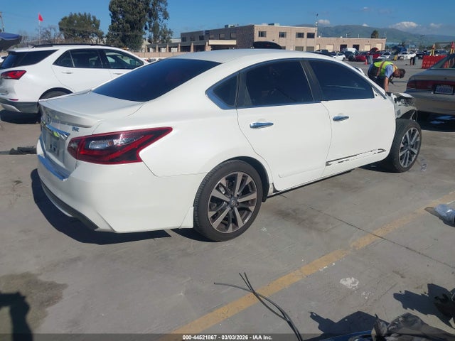 Aukcja sprzedaży 2017 Nissan Altima 2.5 Sr, vin: 1N4AL3AP8HC115230, numer aukcji: 44521867