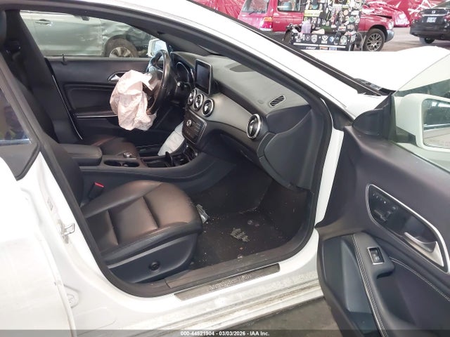 Продаж на аукціоні авто 2015 Mercedes-benz Cla 250, vin: WDDSJ4EB3FN213498, номер лоту: 44521904