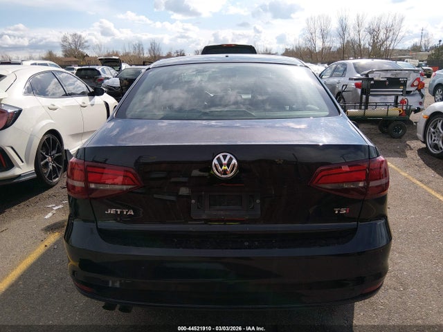 2018 Volkswagen Jetta 1.4t S მანქანა იყიდება აუქციონზე, vin: 3VW2B7AJXJM223337, აუქციონის ნომერი: 44521910