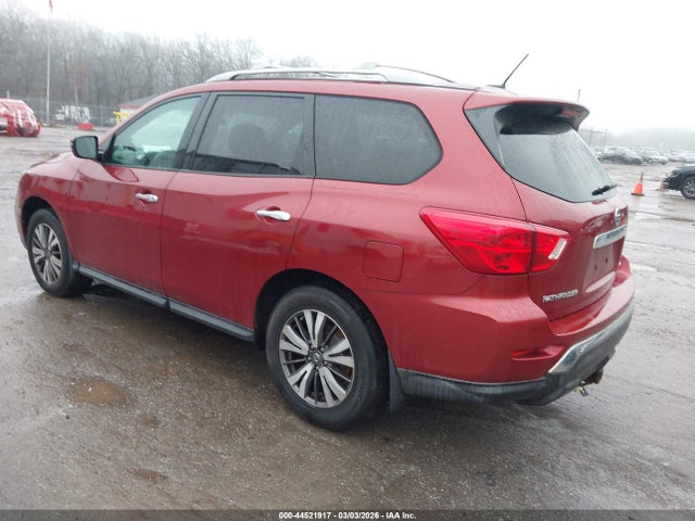 44521917 :رقم المزاد ، 5N1DR2MM8HC913174 vin ، 2017 Nissan Pathfinder S مزاد بيع