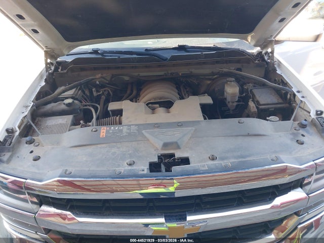 1GCVKREC0JZ284119 Chevrolet Silverado 1500 1lt