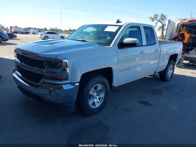 1GCVKREC0JZ284119 Chevrolet Silverado 1500 1lt