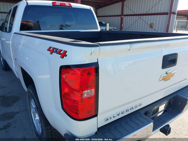 1GCVKREC0JZ284119 Chevrolet Silverado 1500 1lt