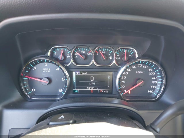 1GCVKREC0JZ284119 Chevrolet Silverado 1500 1lt