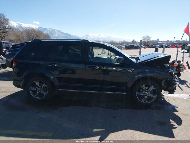 3C4PDDGG5FT749174 Dodge Journey Crossroad