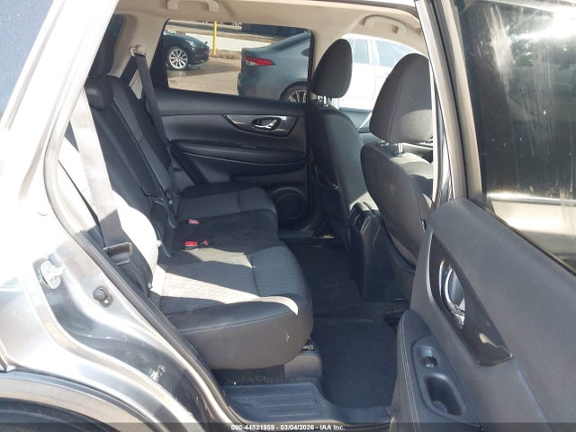 Nissan ROGUE S 2017 KNMAT2MT6HP513087 Image 8
