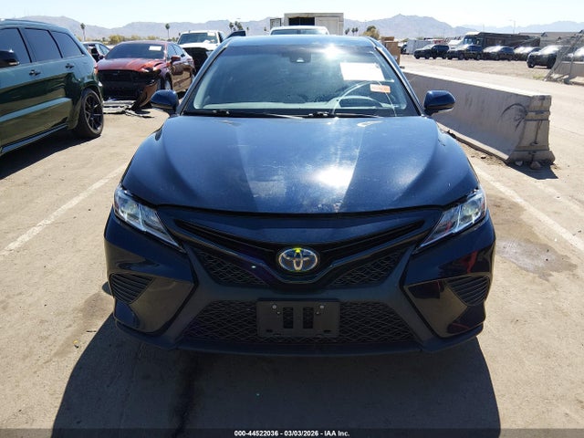 4T1B21HKXKU512712 Toyota Camry Hybrid Se